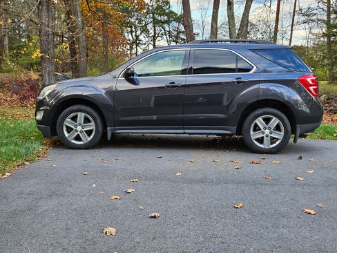 Used 2016 Chevrolet Equinox LT image 1