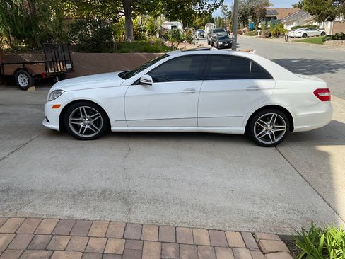 Used 2013 Mercedes-Benz E 350 Sedan image 5