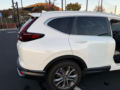 Used 2021 Honda CR-V Touring image 14