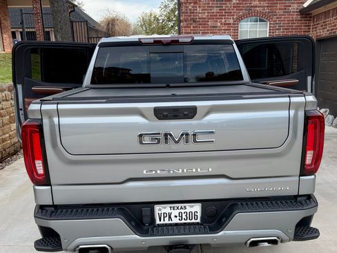 Used 2024 GMC Sierra 1500 Denali Ultimate image 5