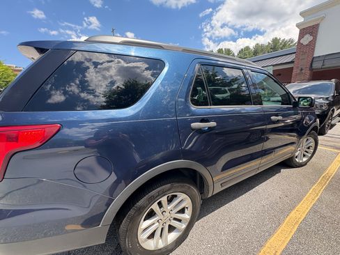 Used 2016 Ford Explorer FWD image 4