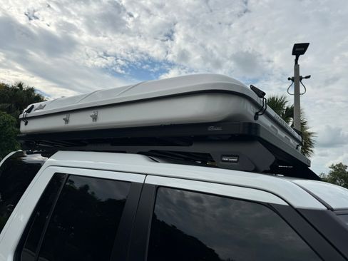 Used 2011 Land Rover LR4 HSE image 12