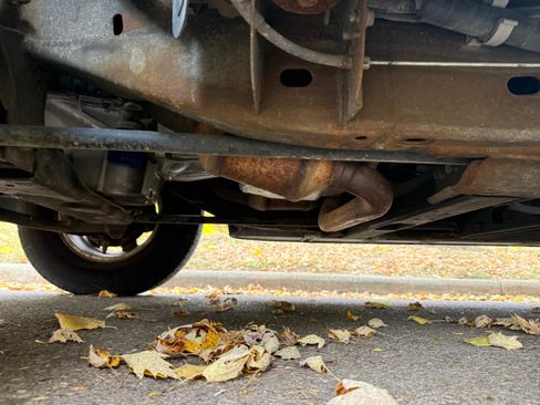 Used 2004 GMC Yukon XL SLT w/ Preferred Equipment Group image 12