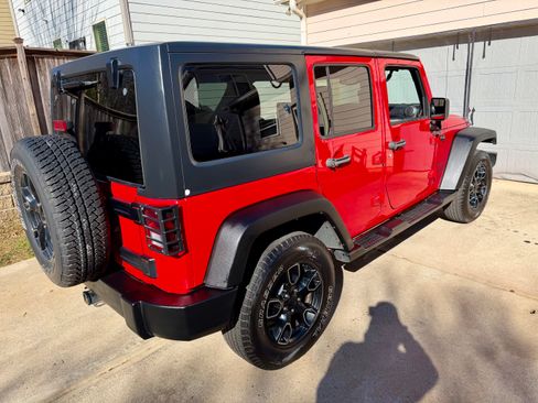 Used 2015 Jeep Wrangler Unlimited Sport w/ Quick Order Package 24S image 8