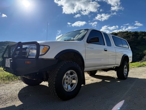 Used 1999 Toyota Tacoma PreRunner image 5