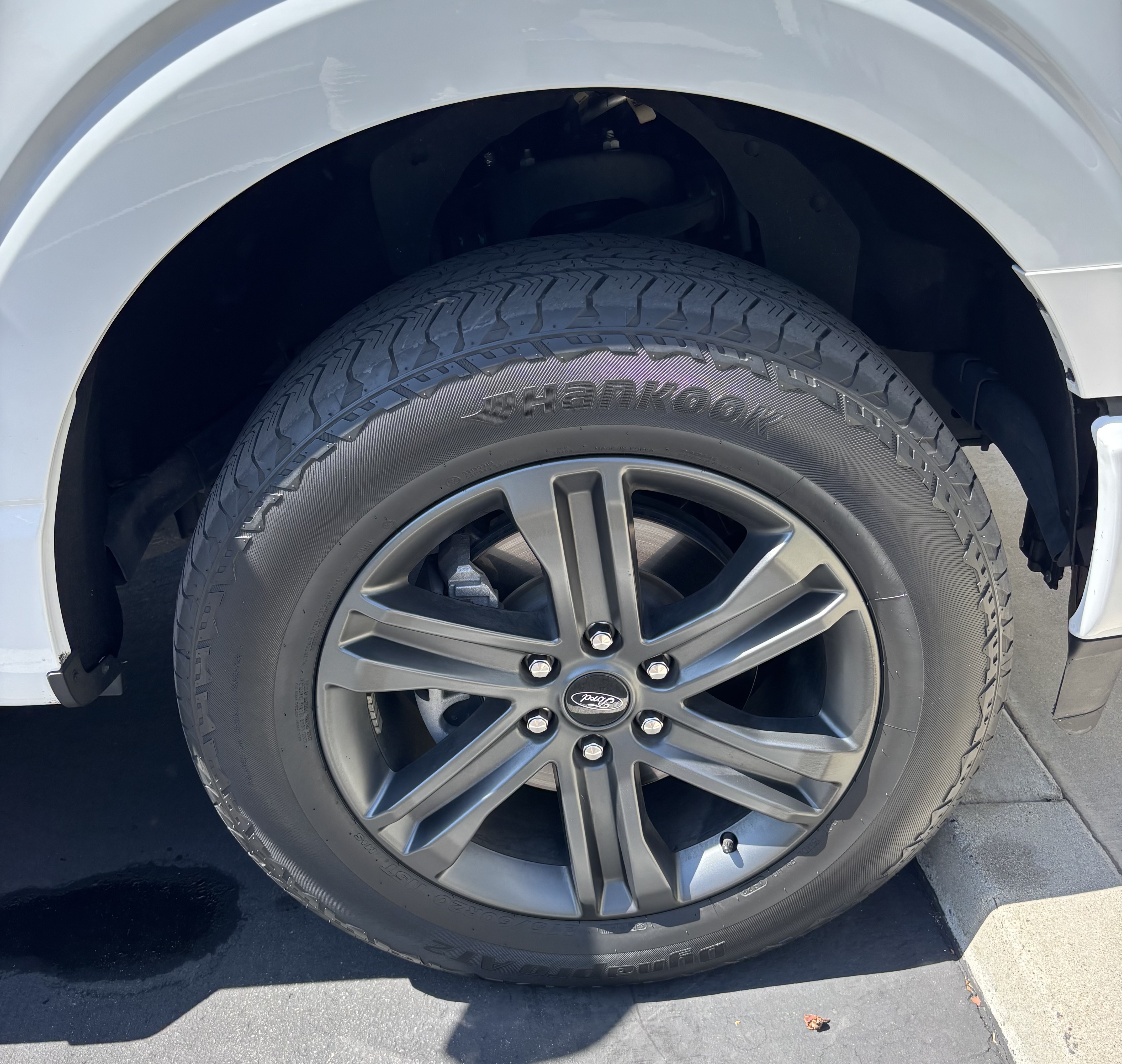 Used 2023 Ford F150 Lariat AWD/4WD image 9