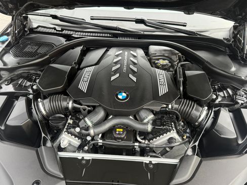 Used 2020 BMW M550i xDrive w/ Dynamic Handling Package AWD/4WD image 14