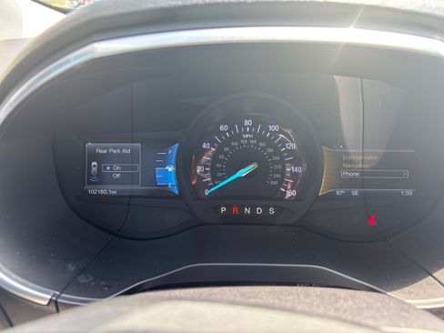 Used 2018 Ford Edge Titanium w/ Technology Package FWD image 15