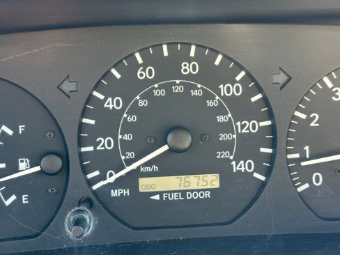 Used 2001 Toyota Camry CE image 25