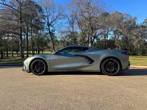 Used 2023 Chevrolet Corvette Stingray Premium Cpe w/ Z51 Performance Package image 28