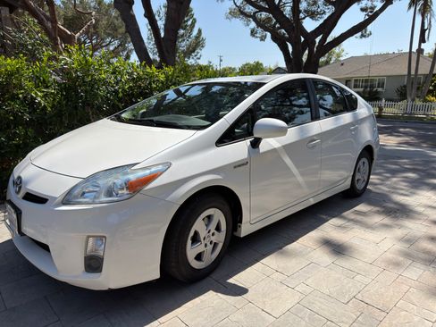 Used 2010 Toyota Prius FWD image 5