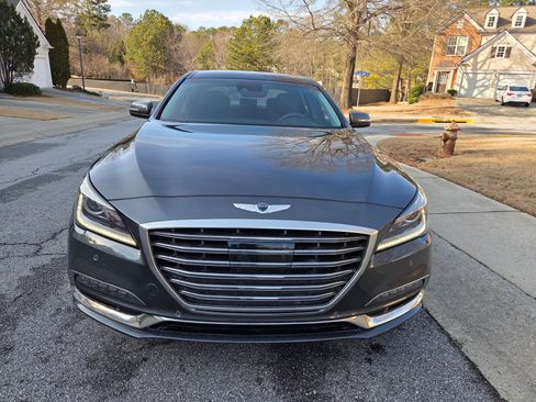 Used 2018 Genesis G80 3.8 w/ Option Group 02 image 2