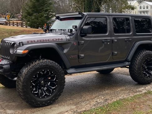 Used 2018 Jeep Wrangler Unlimited Rubicon image 4