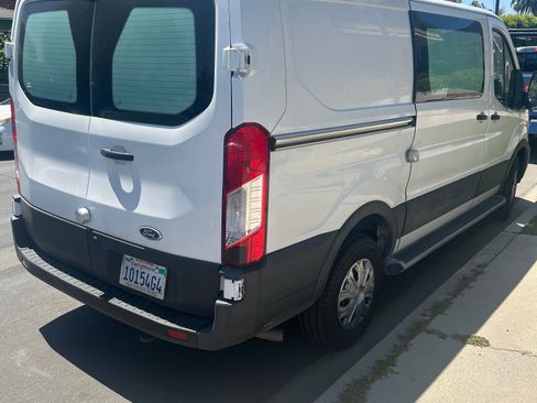 Used 2022 Ford Transit 250 Low Roof w/ Exterior Upgrade Package RWD image 4