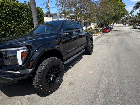 Used 2025 Ford F150 Raptor AWD/4WD image 12