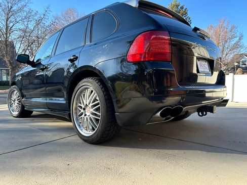 Used 2006 Porsche Cayenne Turbo S image 14