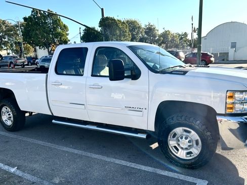 Used 2007 Chevrolet Silverado 2500 LTZ w/ Safety Package AWD/4WD image 12