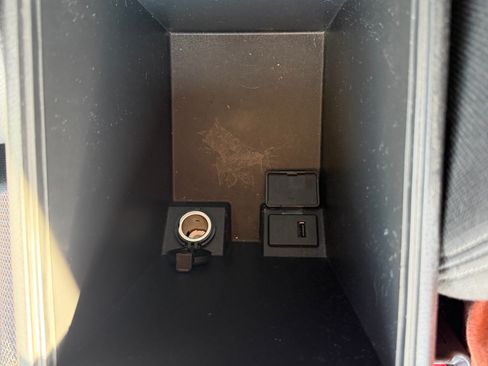 Used 2012 Nissan Rogue SV image 11