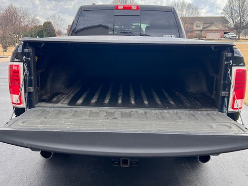 Used 2013 RAM 1500 Laramie w/ Convenience Group image 8