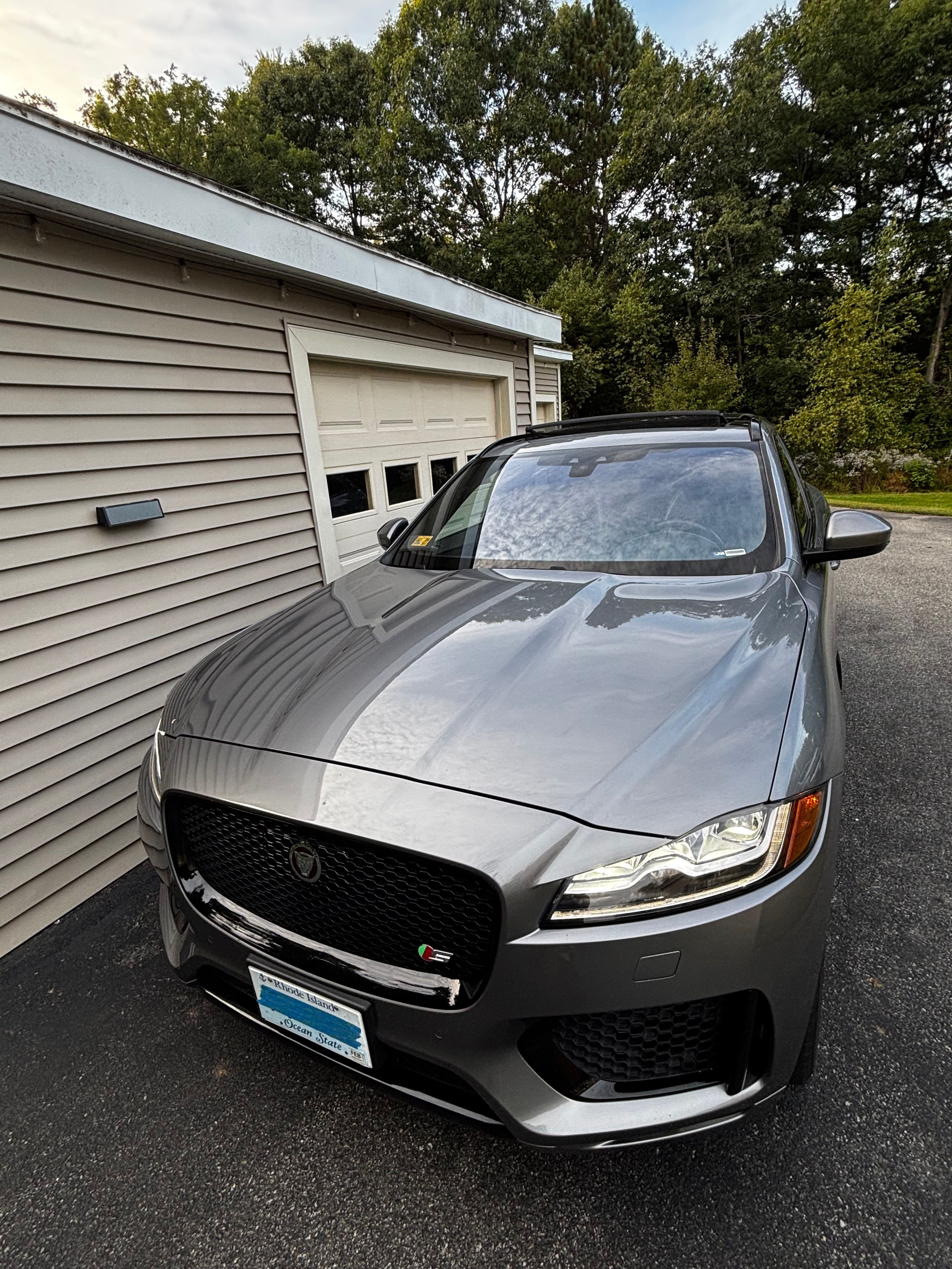 Used 2020 Jaguar F-PACE S AWD/4WD image 8
