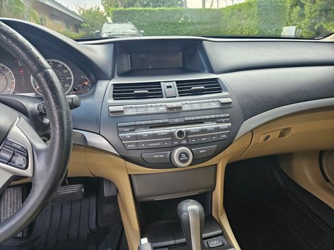 Used 2011 Honda Accord EX-L image 14