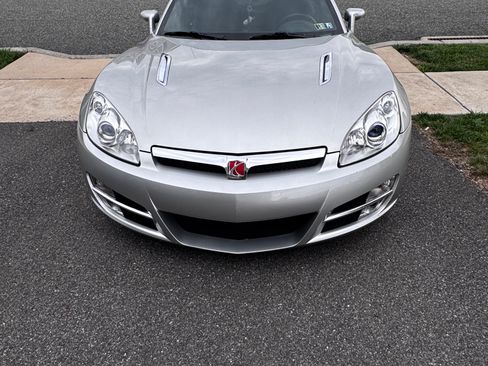Used 2007 Saturn Sky w/ Premium Trim Pkg RWD image 2