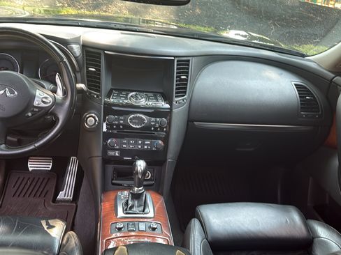 Used 2012 INFINITI FX50 AWD image 4