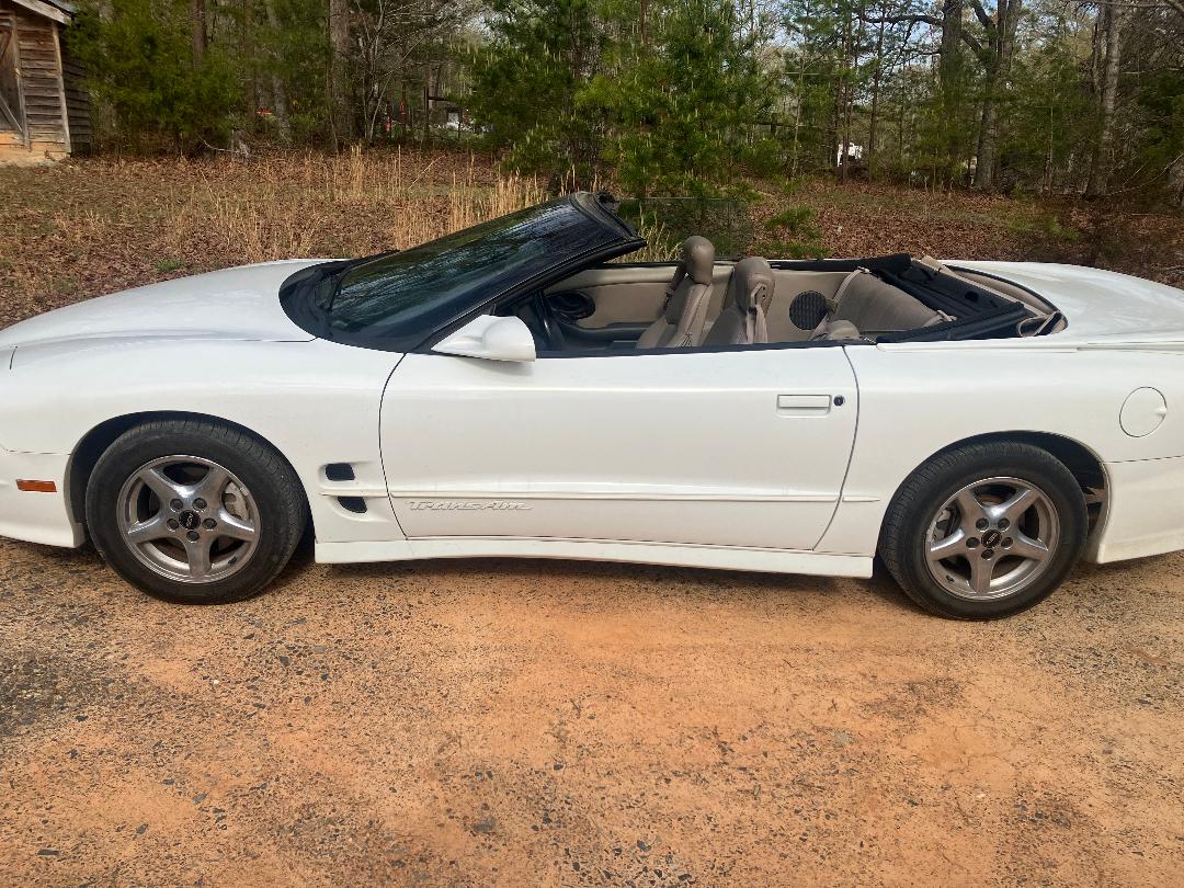 Used 2000 Pontiac Firebird Trans Am RWD image 5