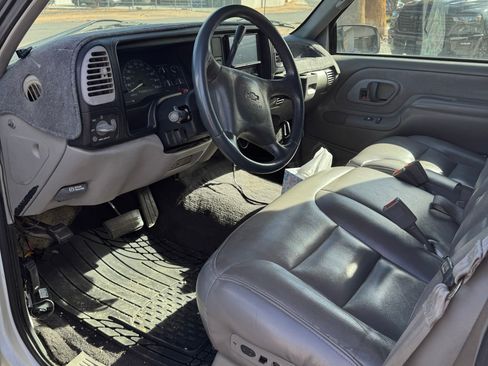 Used 1996 Chevrolet Silverado 3500 2WD Crew Cab image 8
