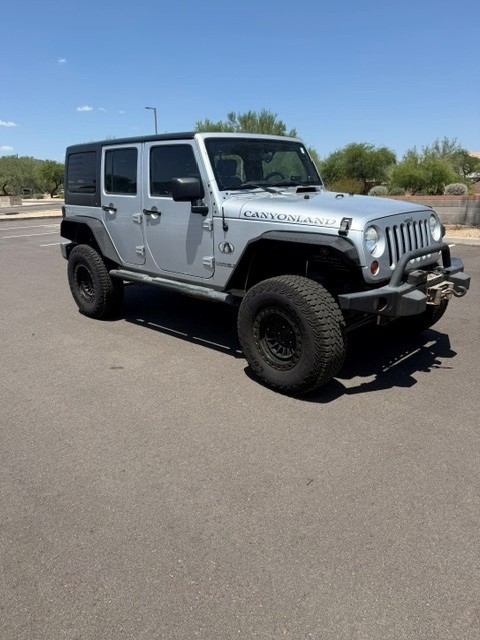 Used 2010 Jeep Wrangler Unlimited Sport w/ Trailer Tow Group AWD/4WD image 6