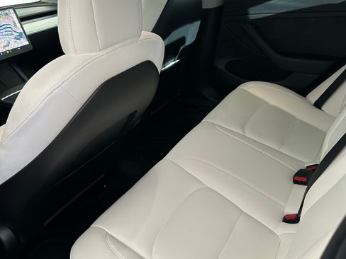 Used 2022 Tesla Model 3 Long Range image 6