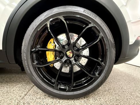 Used 2024 Porsche Cayenne Turbo GT image 15