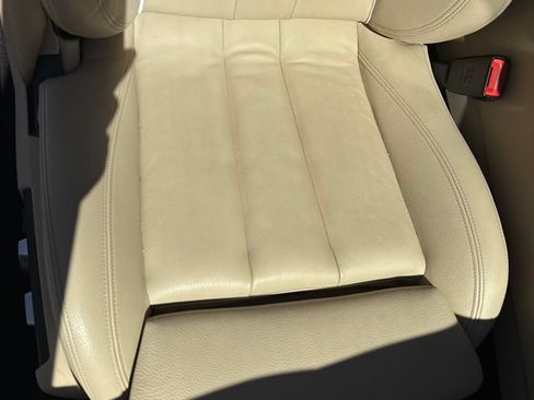 Used 2018 BMW 430i Convertible image 9