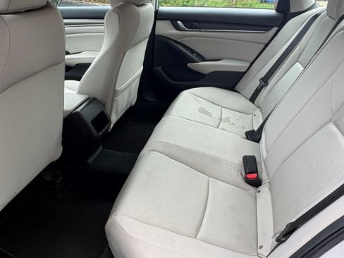 Used 2018 Honda Accord LX image 8