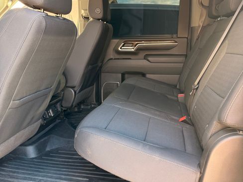 Used 2024 GMC Sierra 2500 SLE image 4