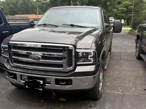 Used 2006 Ford F250 Lariat AWD/4WD image 1