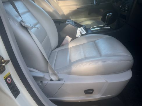 Used 2005 Dodge Magnum R/T w/ Convenience Group II image 15