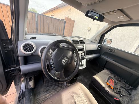 Used 2005 Honda Element LX image 11