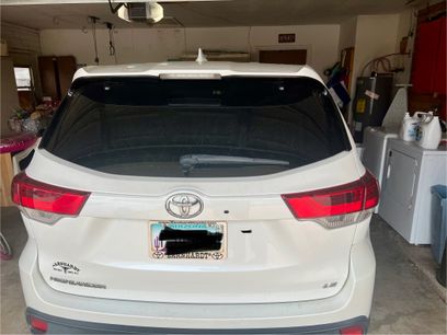 Used 2017 Toyota Highlander Plus