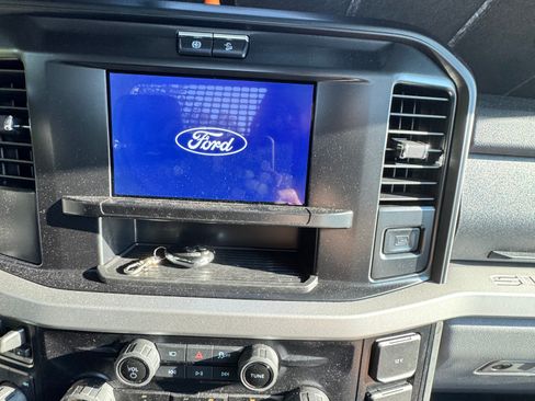 Used 2025 Ford F450 XLT w/ 360-Degree Camera Package AWD/4WD image 13