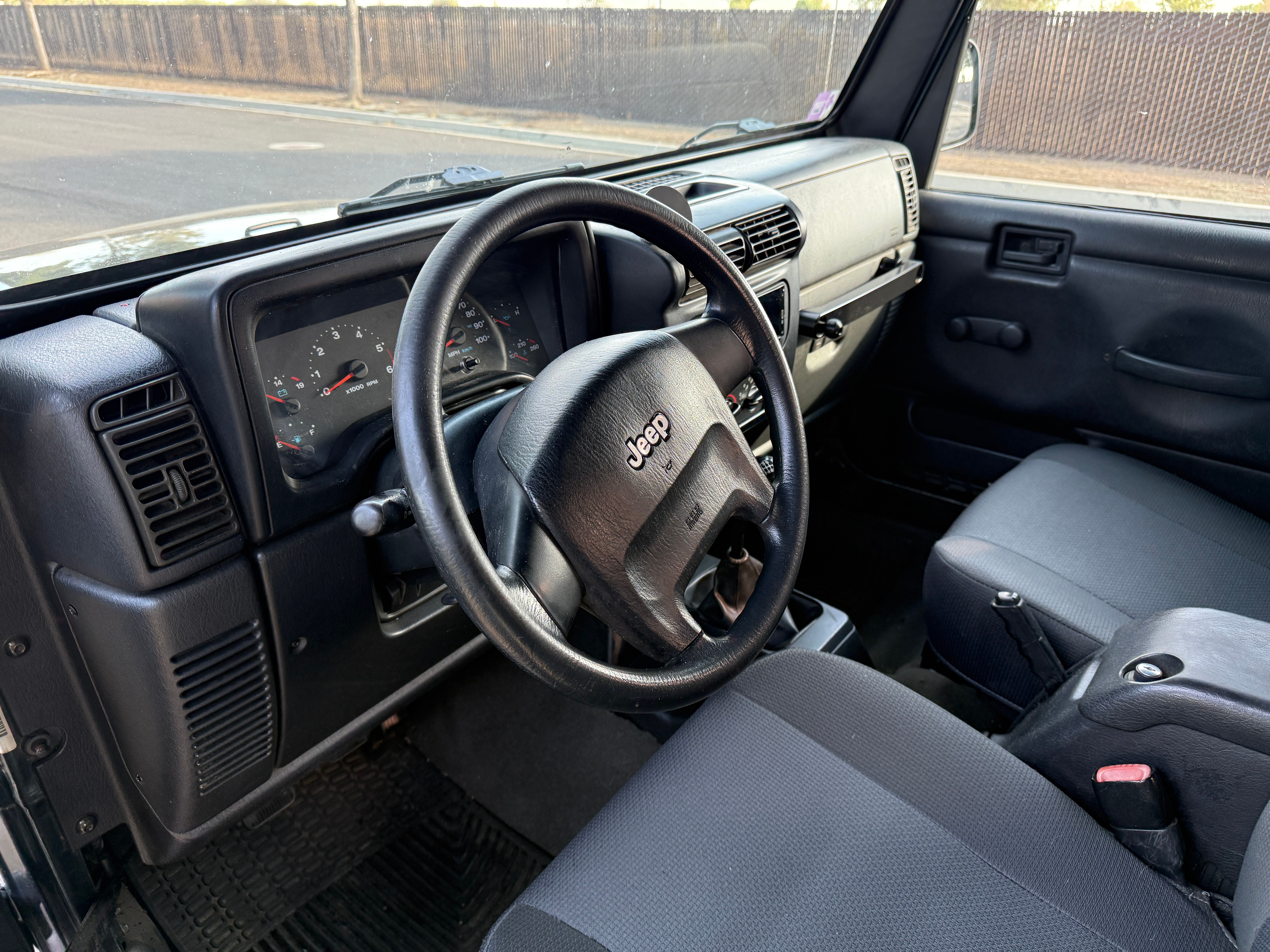 Used 2006 Jeep Wrangler X AWD/4WD image 2