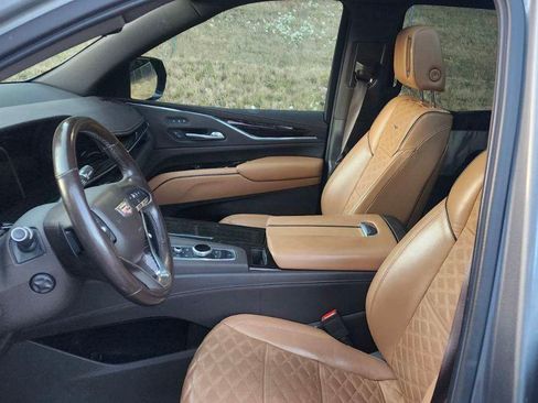 Used 2021 Cadillac Escalade ESV Premium Luxury AWD/4WD image 5