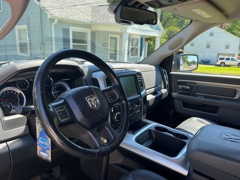 Used 2016 RAM 1500 Big Horn AWD/4WD image 10