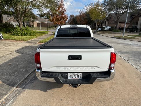 Used 2023 Toyota Tacoma SR5 image 11
