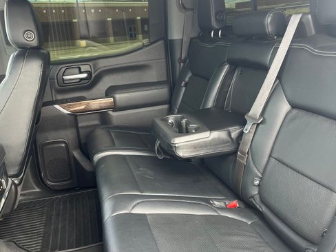 Used 2021 GMC Sierra 1500 Elevation w/ Preferred Package image 15