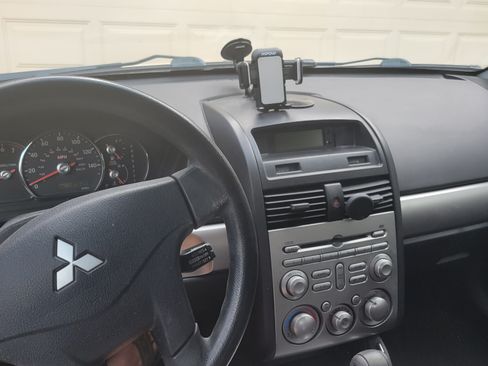 Used 2012 Mitsubishi Galant FE image 24