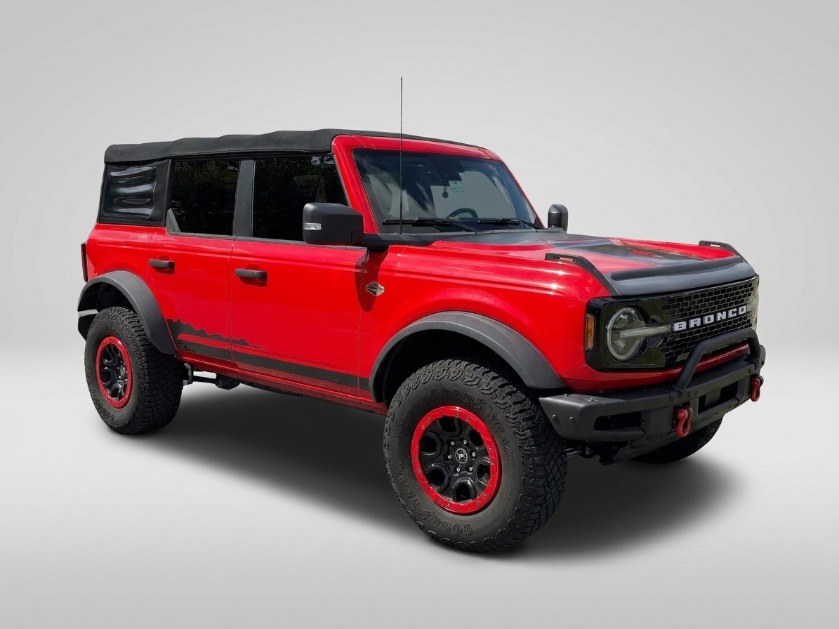 Used 2022 Ford Bronco Wildtrak AWD/4WD image 1