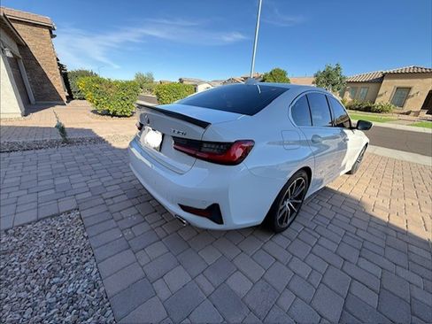 Used 2019 BMW 330i Sedan w/ Driving Assistance Package image 4