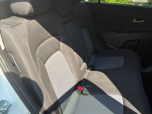 Used 2015 Kia Sportage LX AWD/4WD image 12