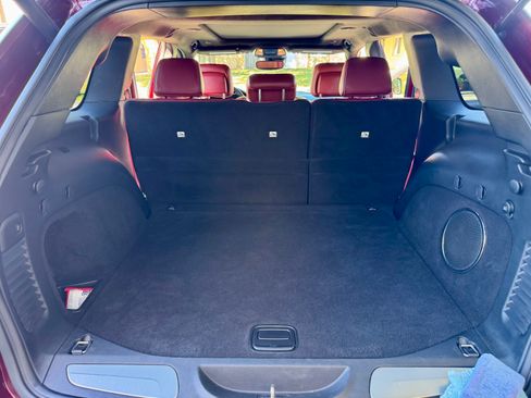 Used 2018 Jeep Grand Cherokee Trackhawk image 10